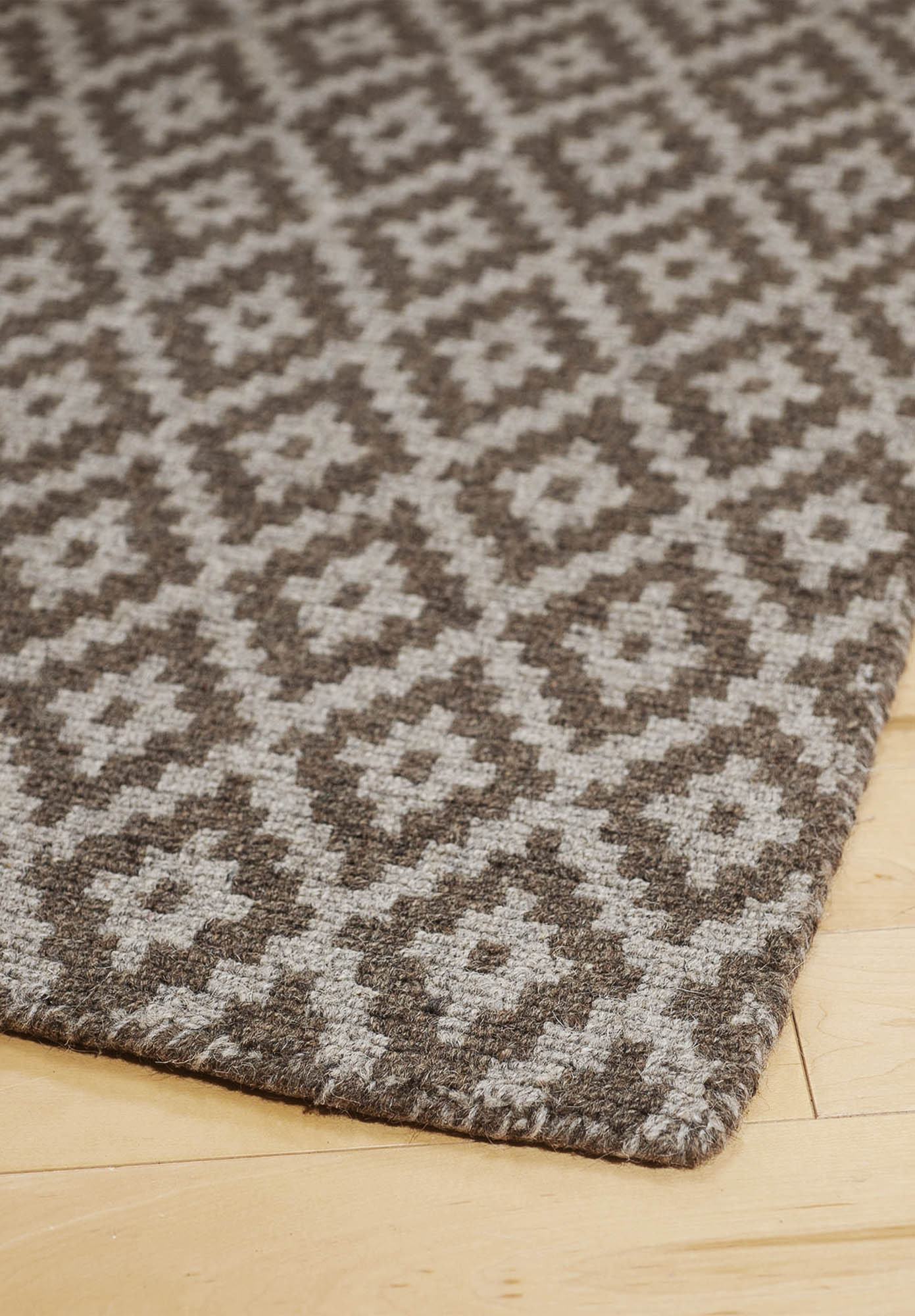 Carlisle Natural Wool Loom-Hooked Rug